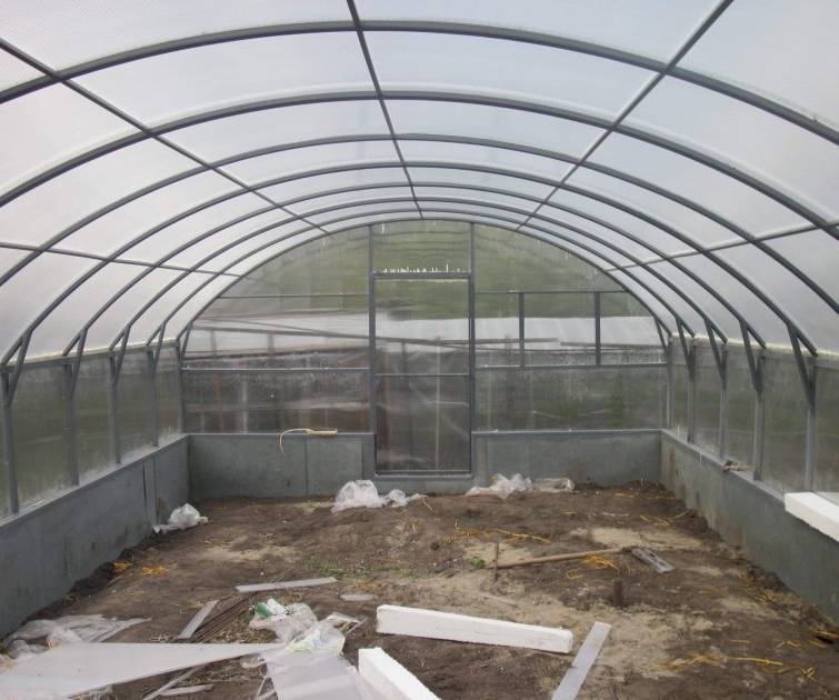 How to make a greenhouse?