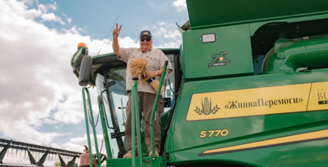 An American philanthropist provided another batch of agricultural machinery to Ukrainian farmers